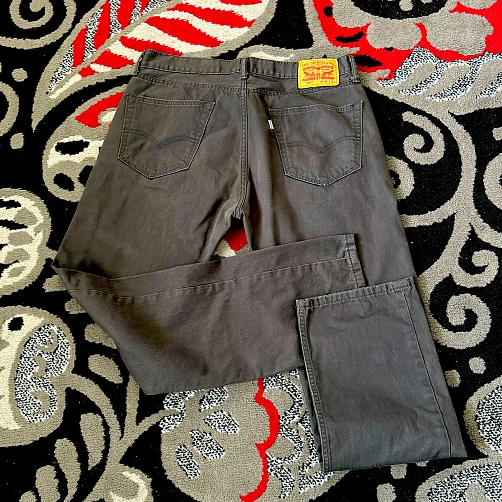 Men’s Levi 505 in washed black